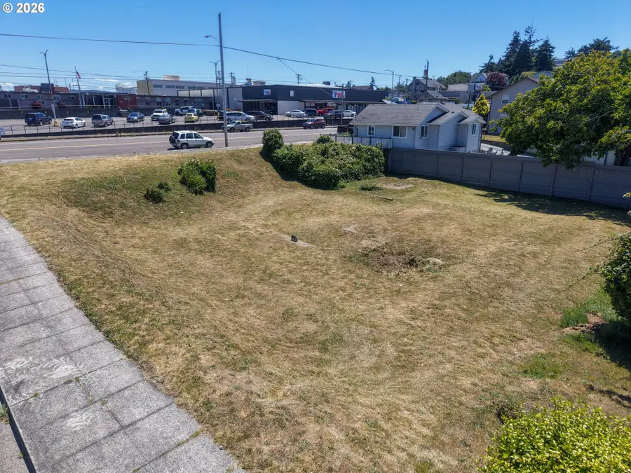 0 Meade Ave, North Bend, OR 97459 - #3