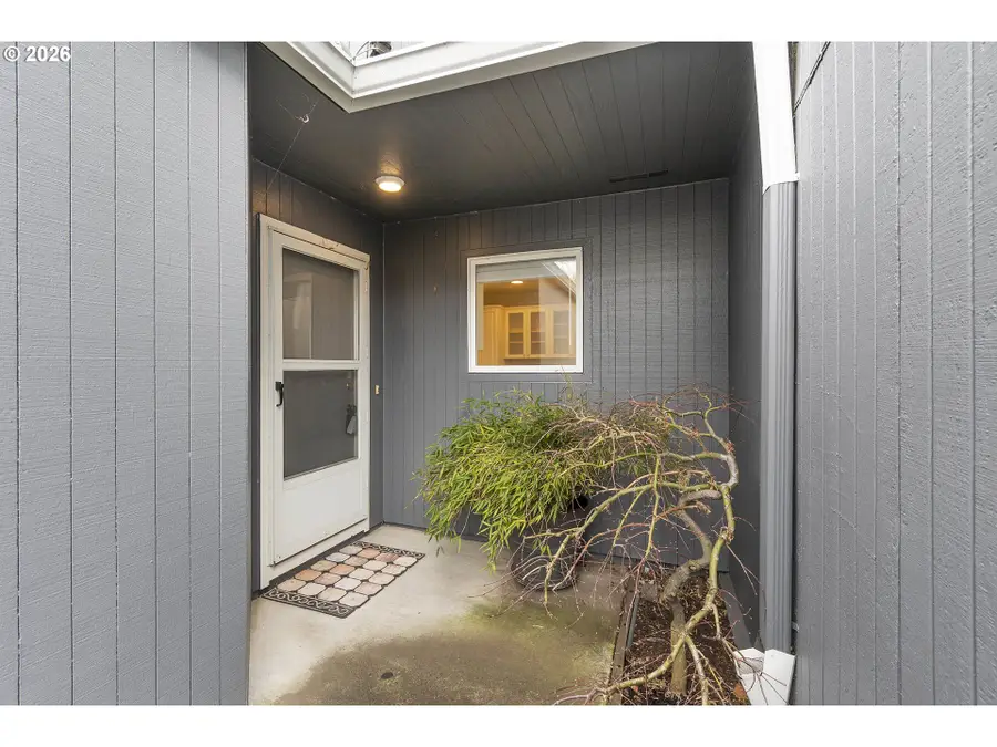 17666 NW Rolling Hill Ln, Beaverton, OR 97006 - #2