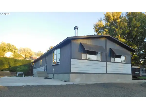 307 Broad St, Weston, OR 97886