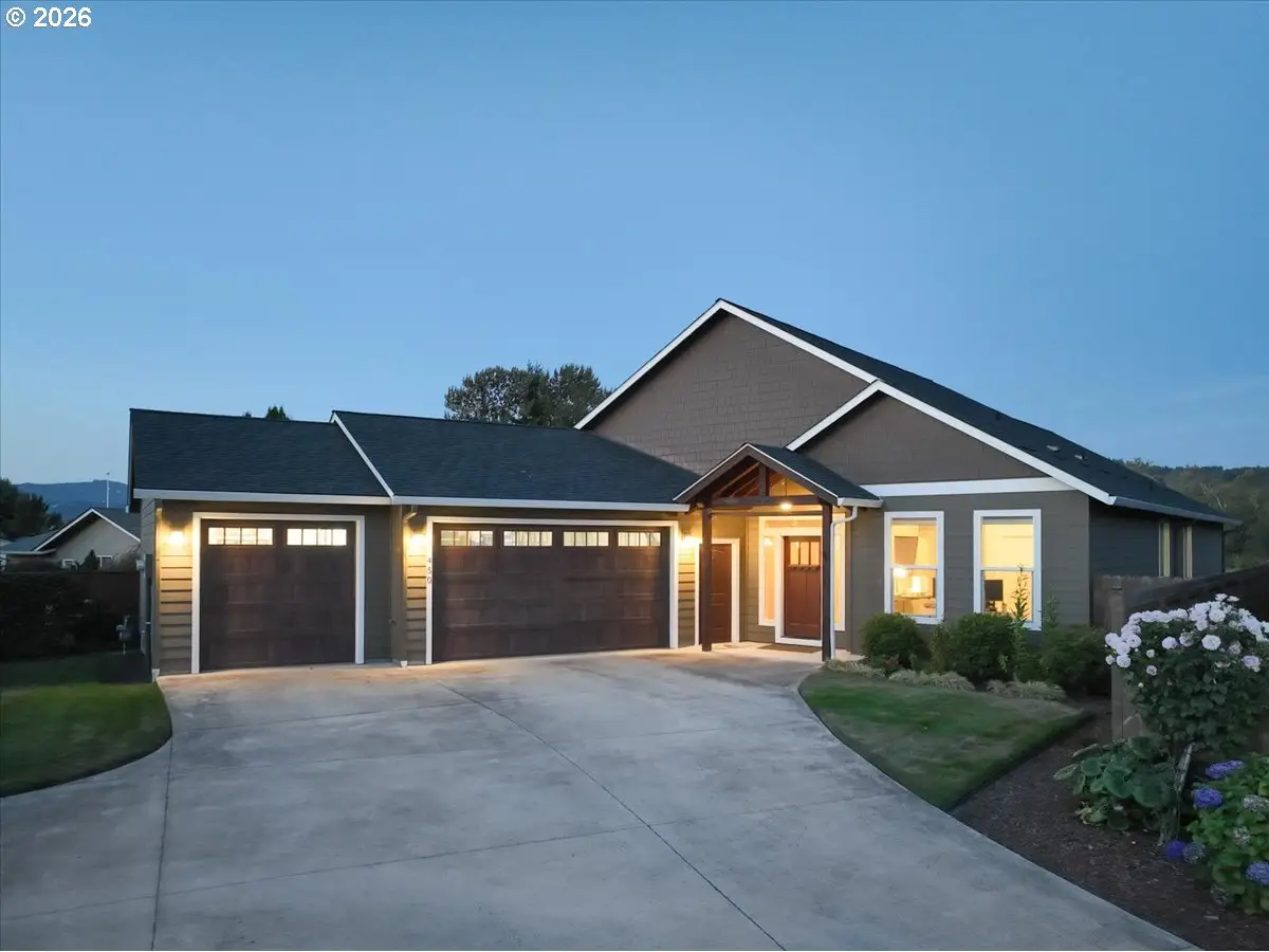 450 Lilac Ln, Woodland, WA 98674 - #1