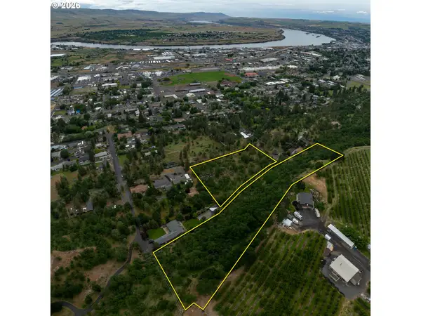 W 16th, TheDalles, OR 97058