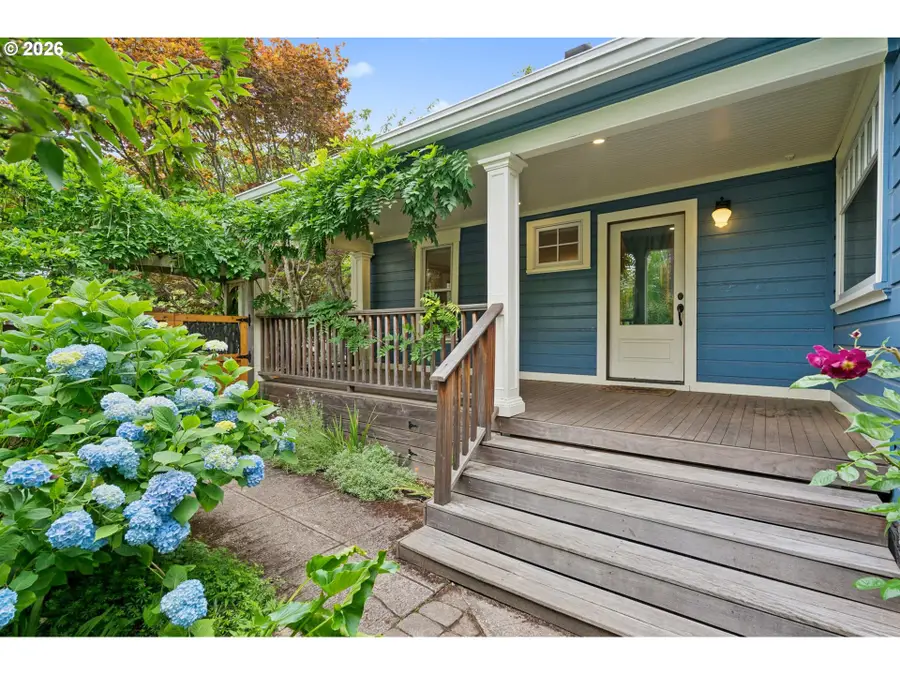 724 SE 27th Ave, Portland, OR 97214 - #3