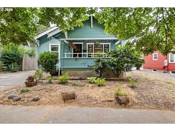 375 SE 23rd St, Salem, OR 97301