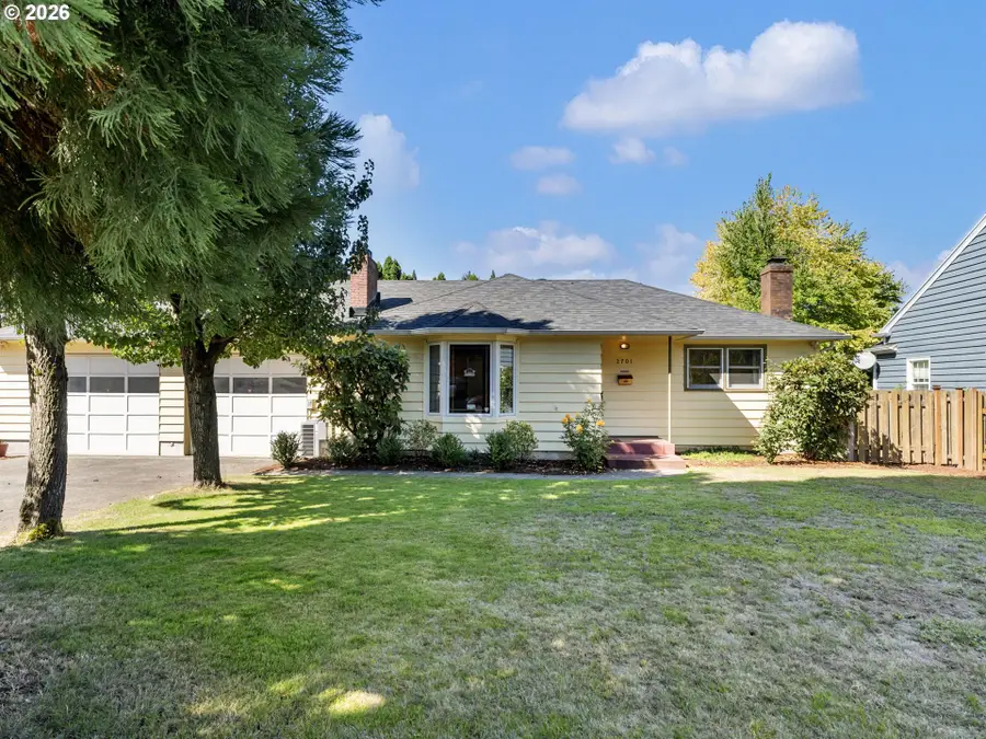2701 NE 105th Ave, Portland, OR 97220 - #3