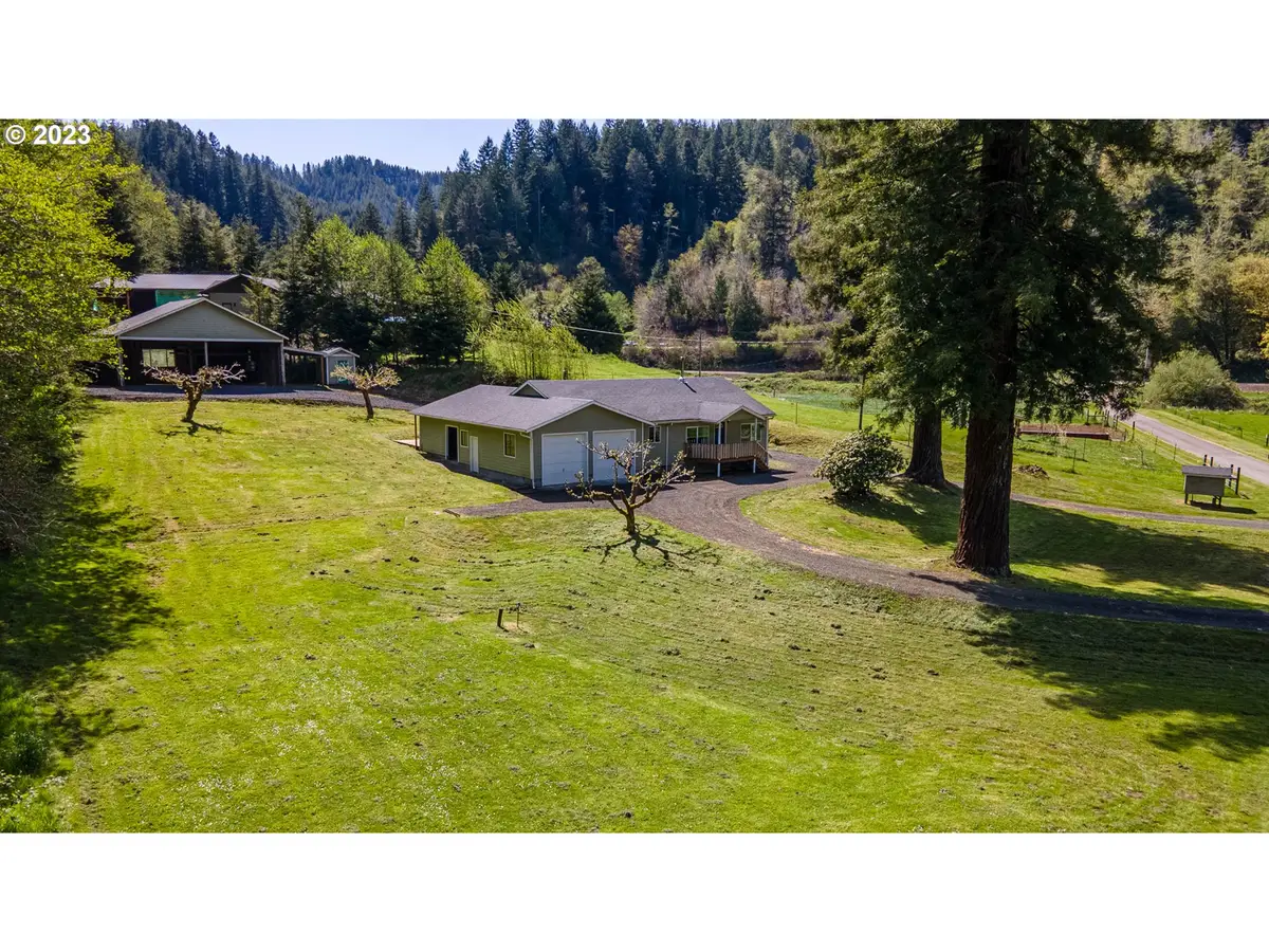 233 Johanneson Creek Rd, Reedsport, OR 97467 - #1