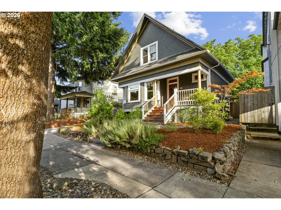 132 NE Cook St, Portland, OR 97212 - #3