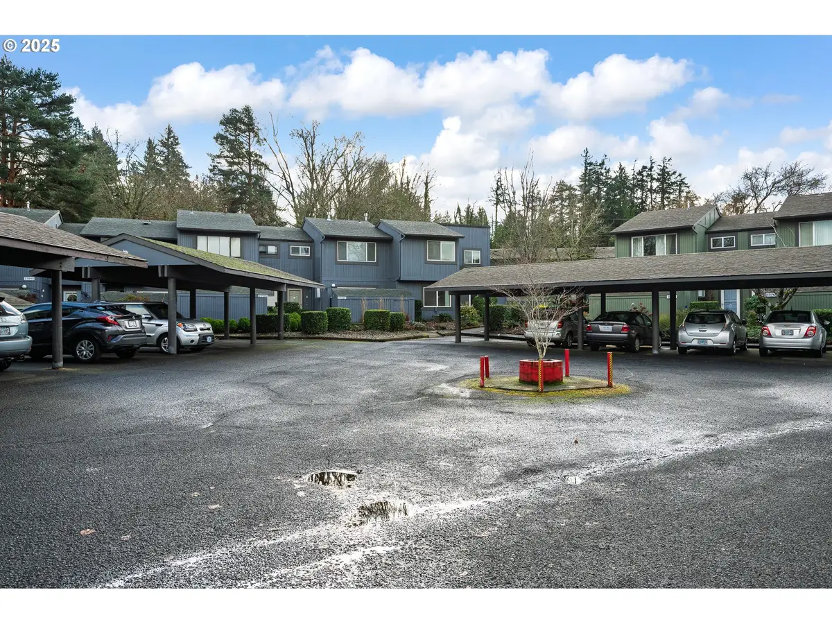 23932 NE Poplar Ct, Wood Village, OR 97060 - Image #1