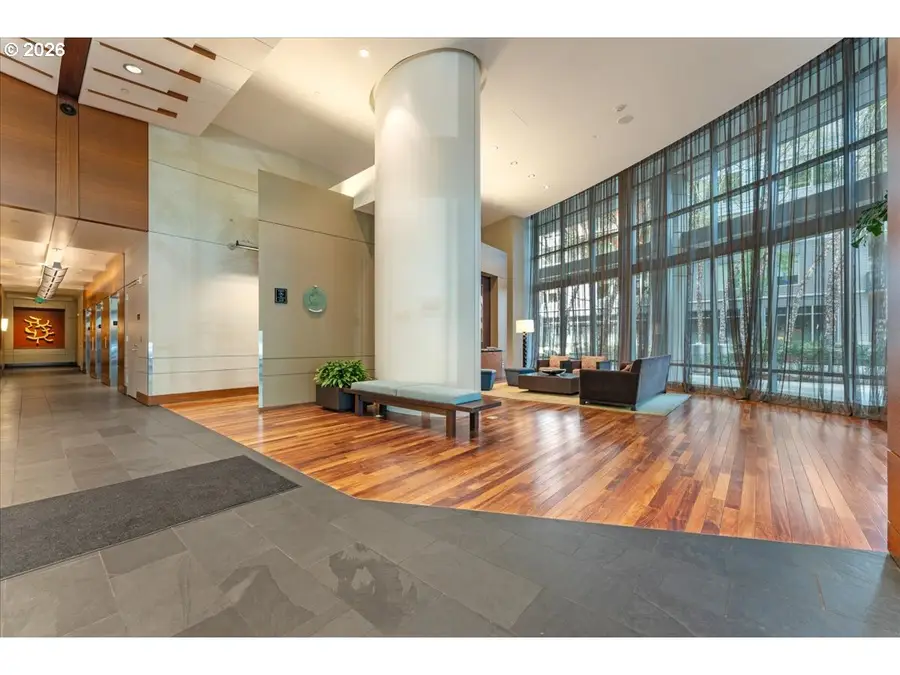 3601 S River Pkwy #812, Portland, OR 97239 - #3