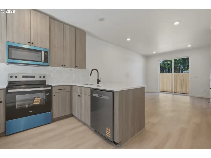 6181 N Albina Ave #5, Portland, OR 97217 - #3