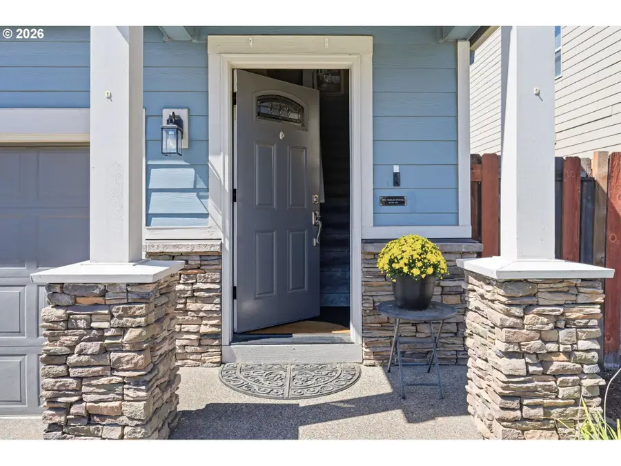 828 NW 1st Ave, Canby, OR 97013 - #3