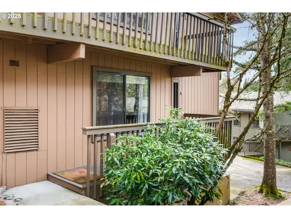 7538 SW Barnes Rd #H, Portland, OR 97225