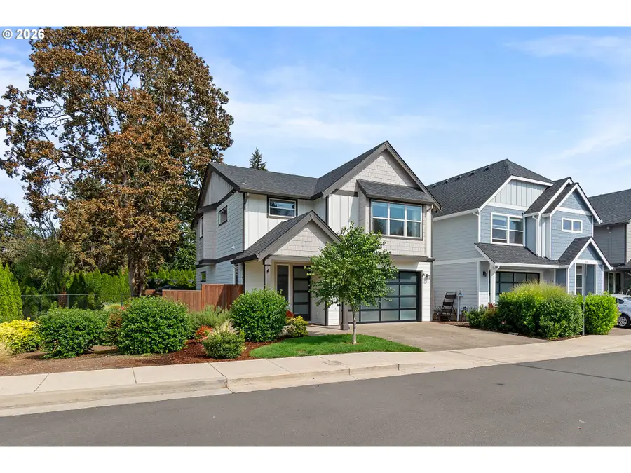 161 NW Forest St, Hillsboro, OR 97124 - #2