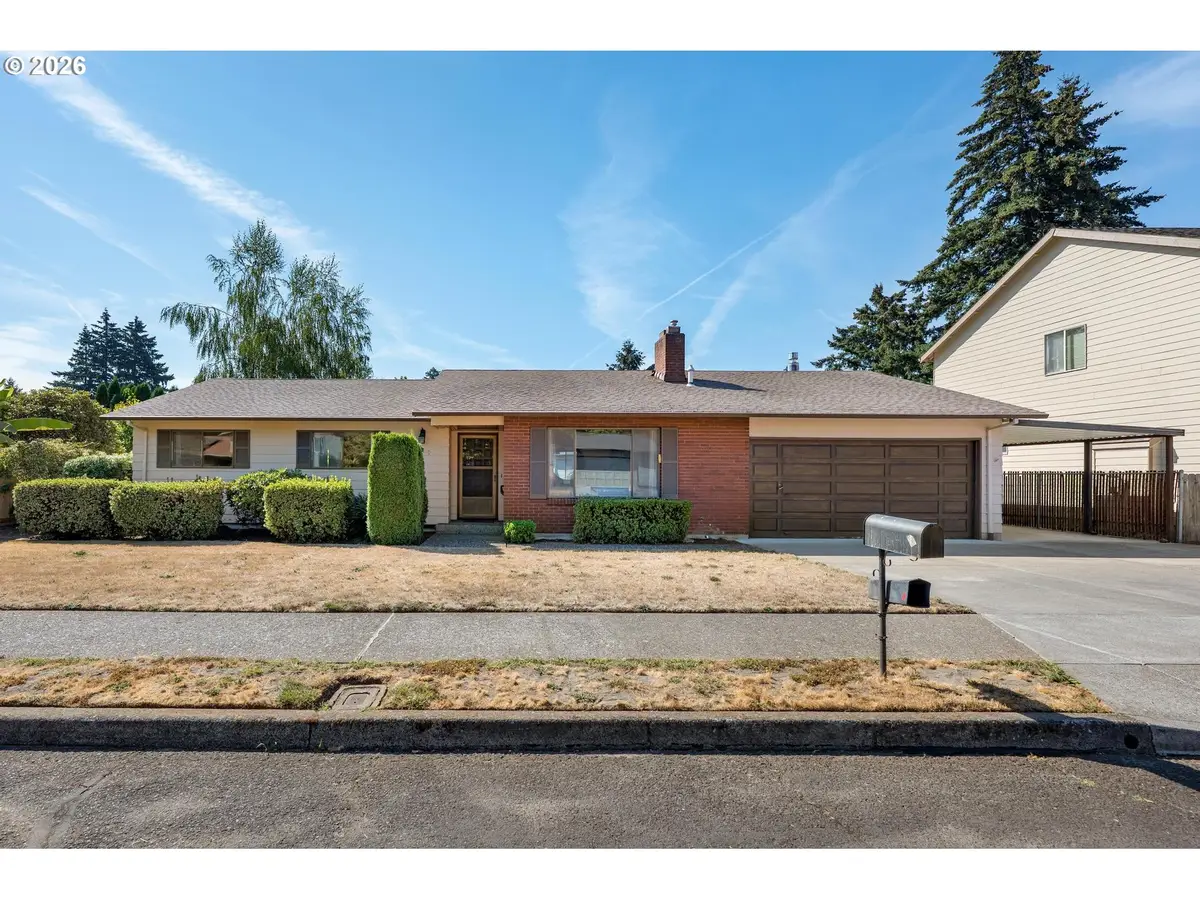 18810 NE Clackamas St, Portland, OR 97230 - #1