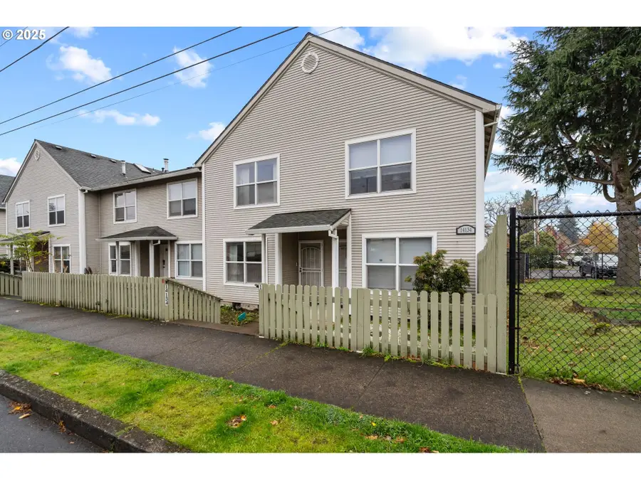 14134 E Burnside St #2, Portland, OR 97233 - Image #3