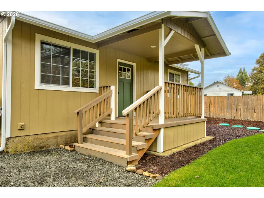 6405 Nonpareil Rd, Sutherlin, OR 97479 - #2