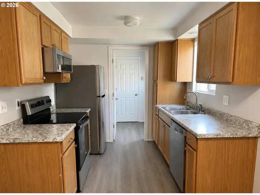 1340/1342 Q St, Springfield, OR 97477 - #3