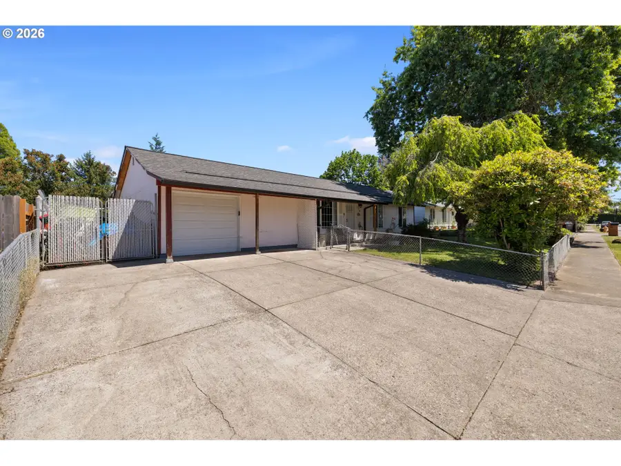 170 NE Robin Way, Gresham, OR 97030 - #3