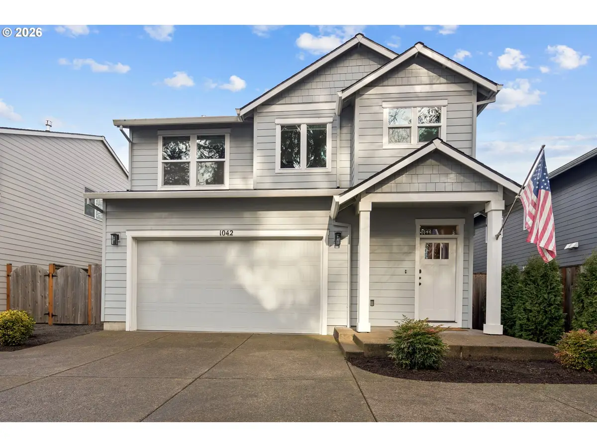 1042 S College St, Newberg, OR 97132 - Image #1