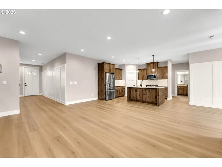 912 SE 35th St, Battle Ground, WA 98604 - #3