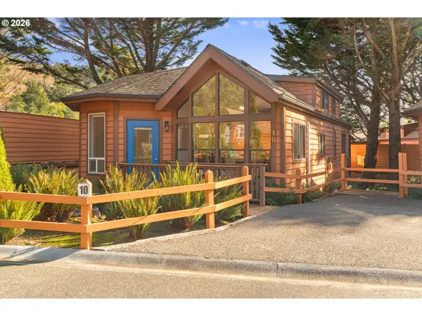 97748 N Bank Chetco River Rd #10, Brookings, OR 97415