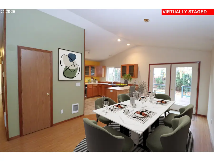 858 S 46th St, Springfield, OR 97478 - Image #3