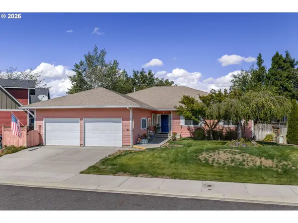 470 E Knoll Dr, TheDalles, OR 97058