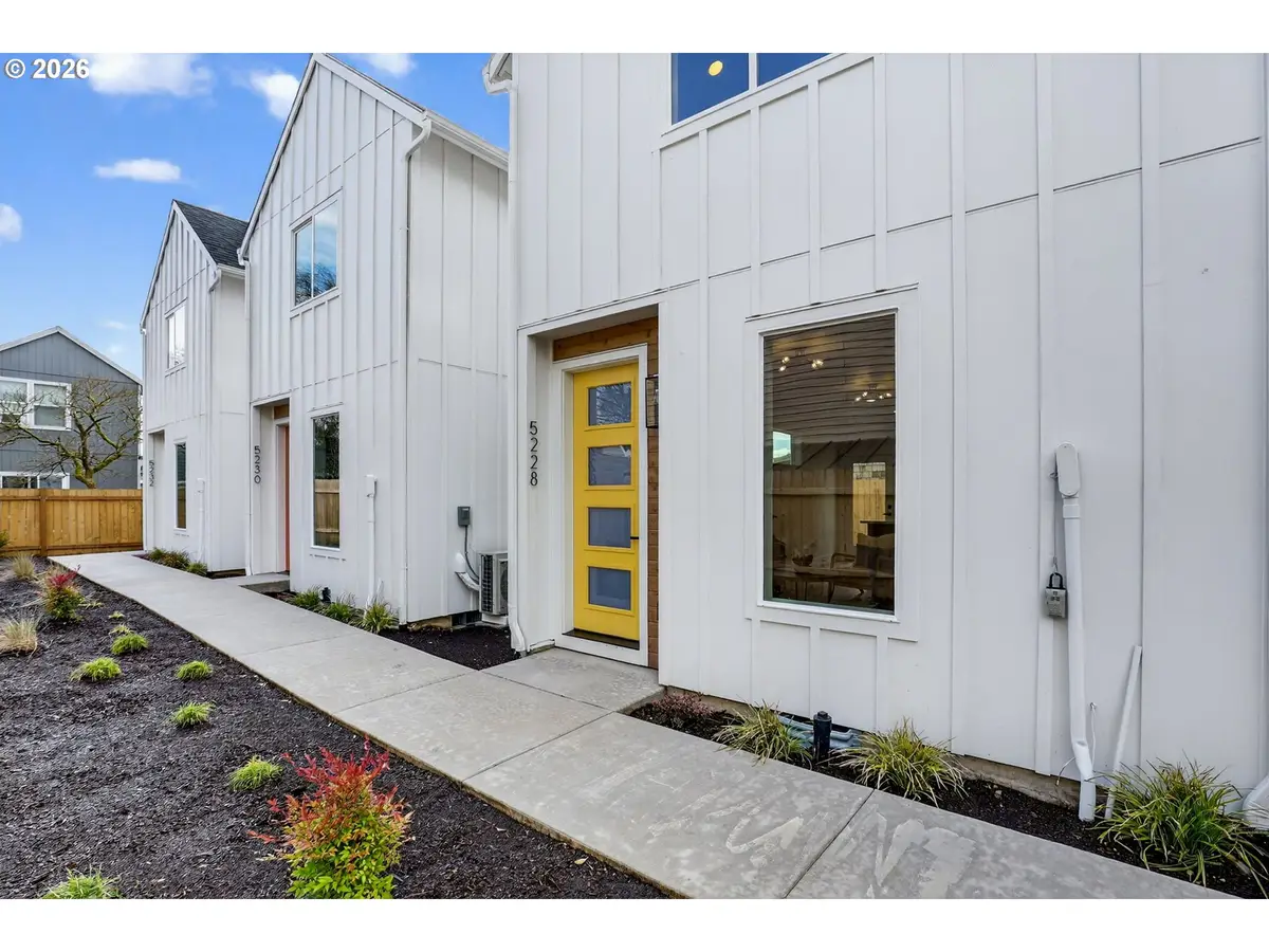 5232 SE Knapp St, Portland, OR 97206 - #1