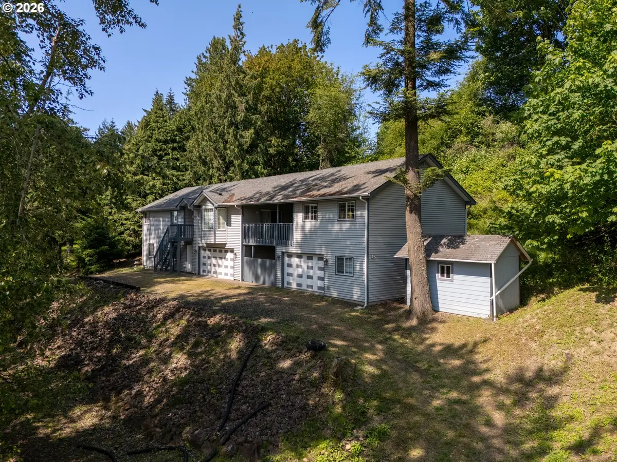 2340 Kelso Dr, Kelso, WA 98626 - #1