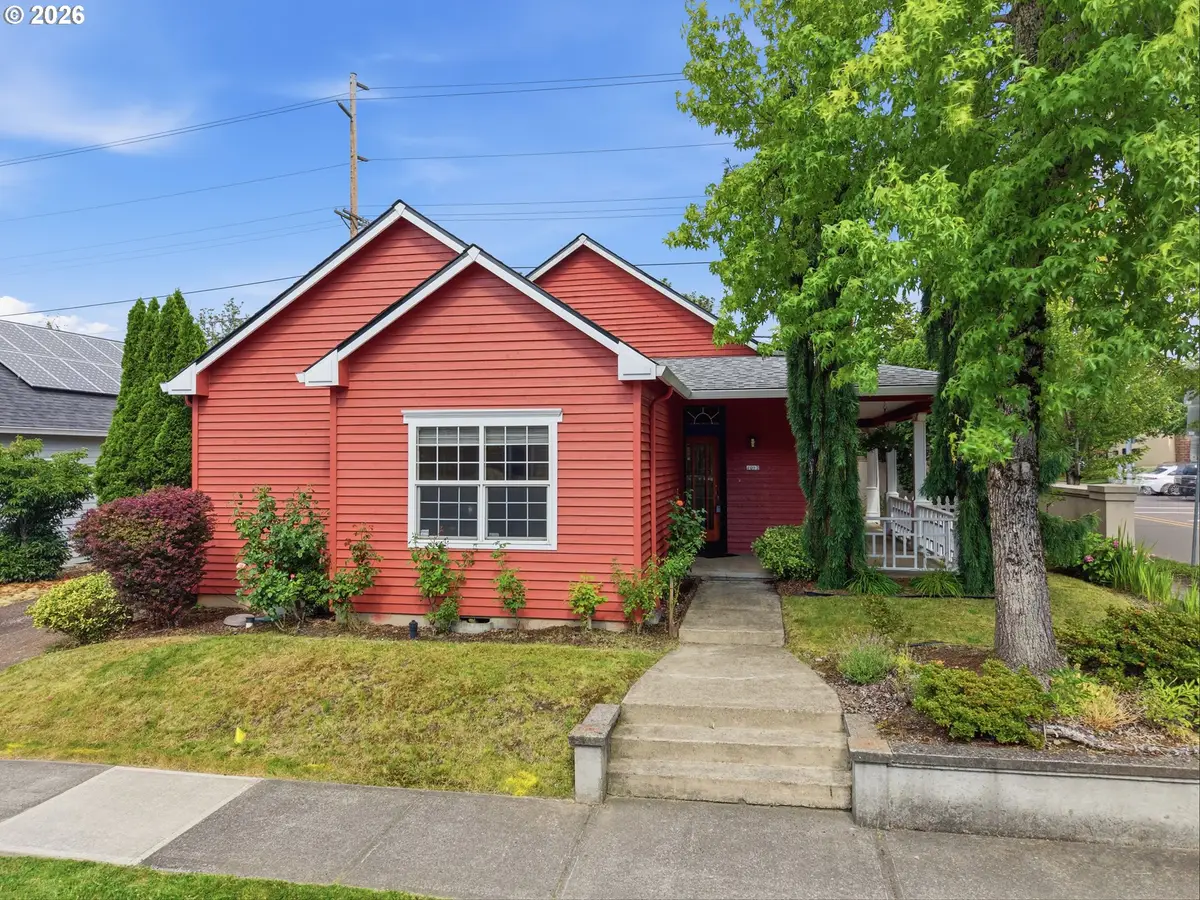 1012 NE Multnomah Dr, Fairview, OR 97024 - #1