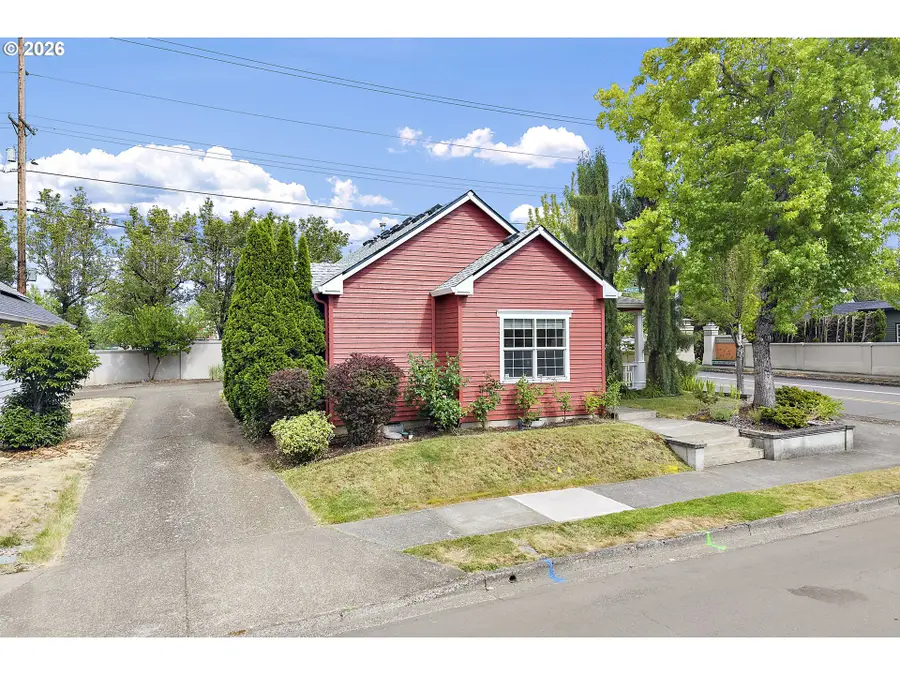 1012 NE Multnomah Dr, Fairview, OR 97024 - #3
