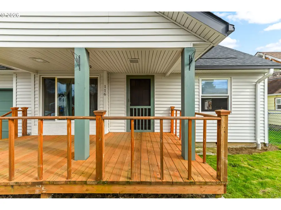 116 NE James St, Camas, WA 98607 - #2