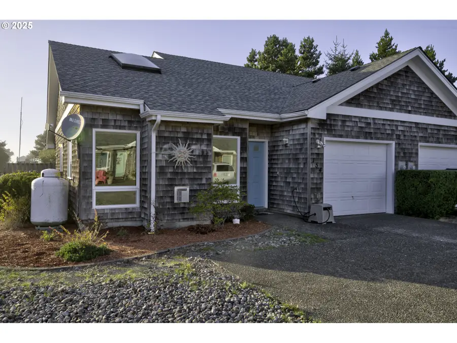 154 28th St #154, Long Beach, WA 98631 - Image #3