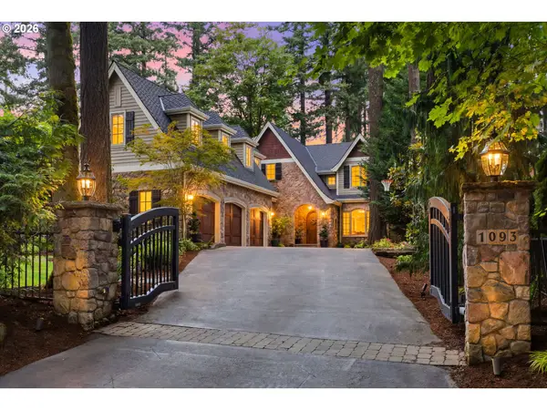 1093 Chandler Rd, LakeOswego, OR 97034