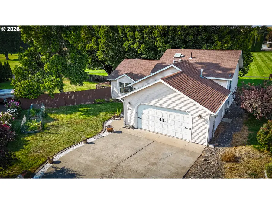 3785 SW Marshall Pl, Pendleton, OR 97801 - #2