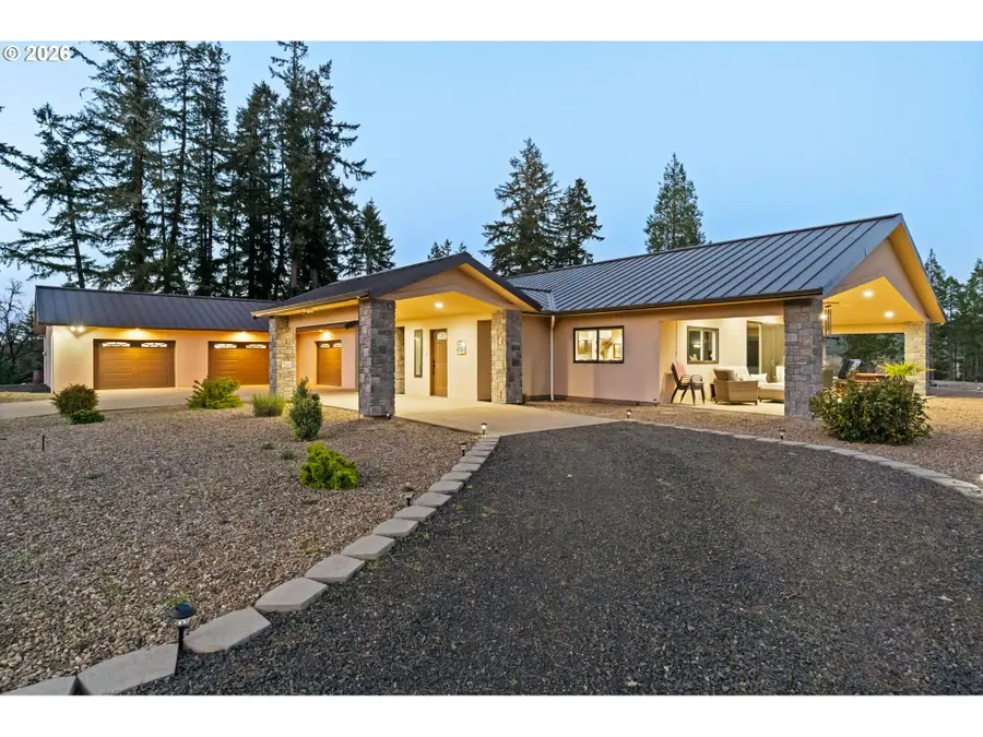 5996 Hayhurst Rd, Yoncalla, OR 97499 - #3