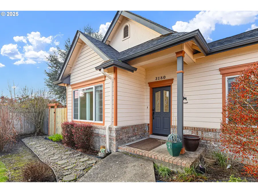 3180 Duck Horn Dr, Eugene, OR 97404 - Image #3