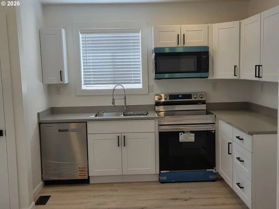 2812 N 4th St, La Grande, OR 97850 - #3