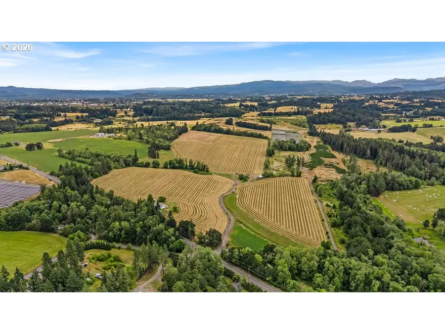 32998 S Highway 213, Molalla, OR 97038 - #2