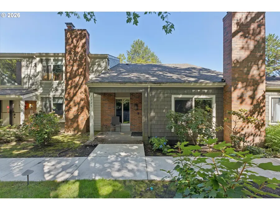 1325 Bonniebrae Dr, Lake Oswego, OR 97034 - #2