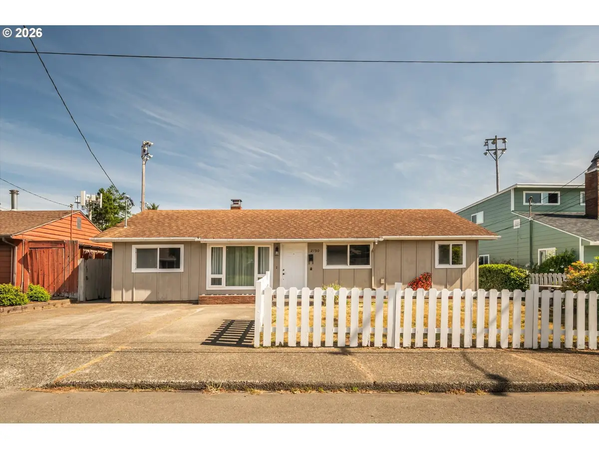 2150 Maine St, North Bend, OR 97459 - #1