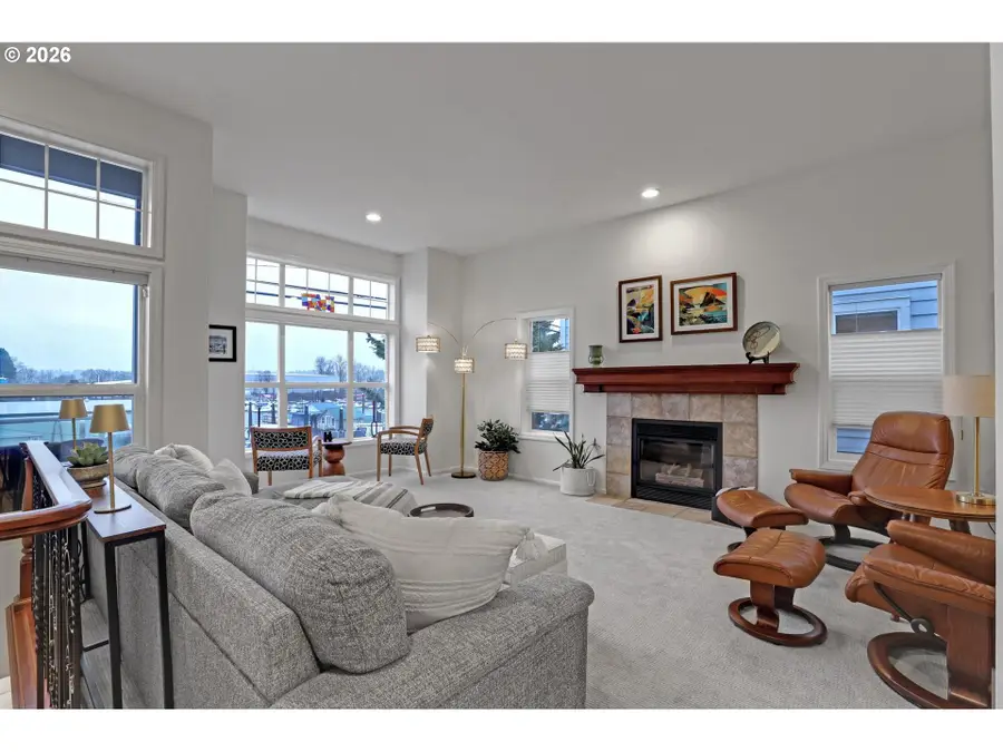 524 NE Bridgeton Rd, Portland, OR 97211 - #2