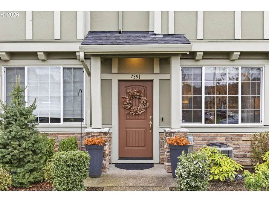 7391 NW Eleanor Ave, Portland, OR 97229 - #2