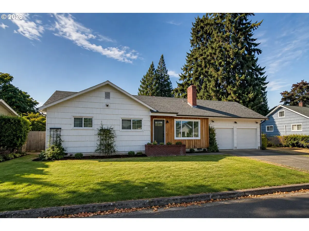 4475 Cascade Dr, Eugene, OR 97402 - #1