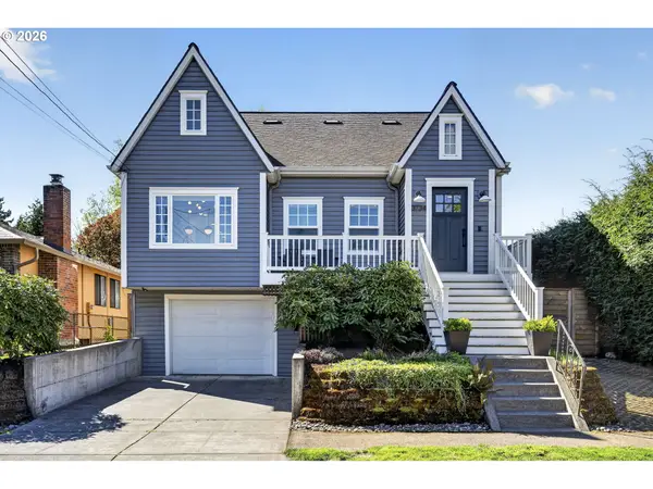 3734 SE Rex St, Portland, OR 97202