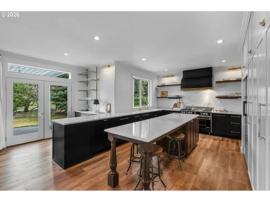 2300 Condor Dr, Redmond, OR 97756 - #2