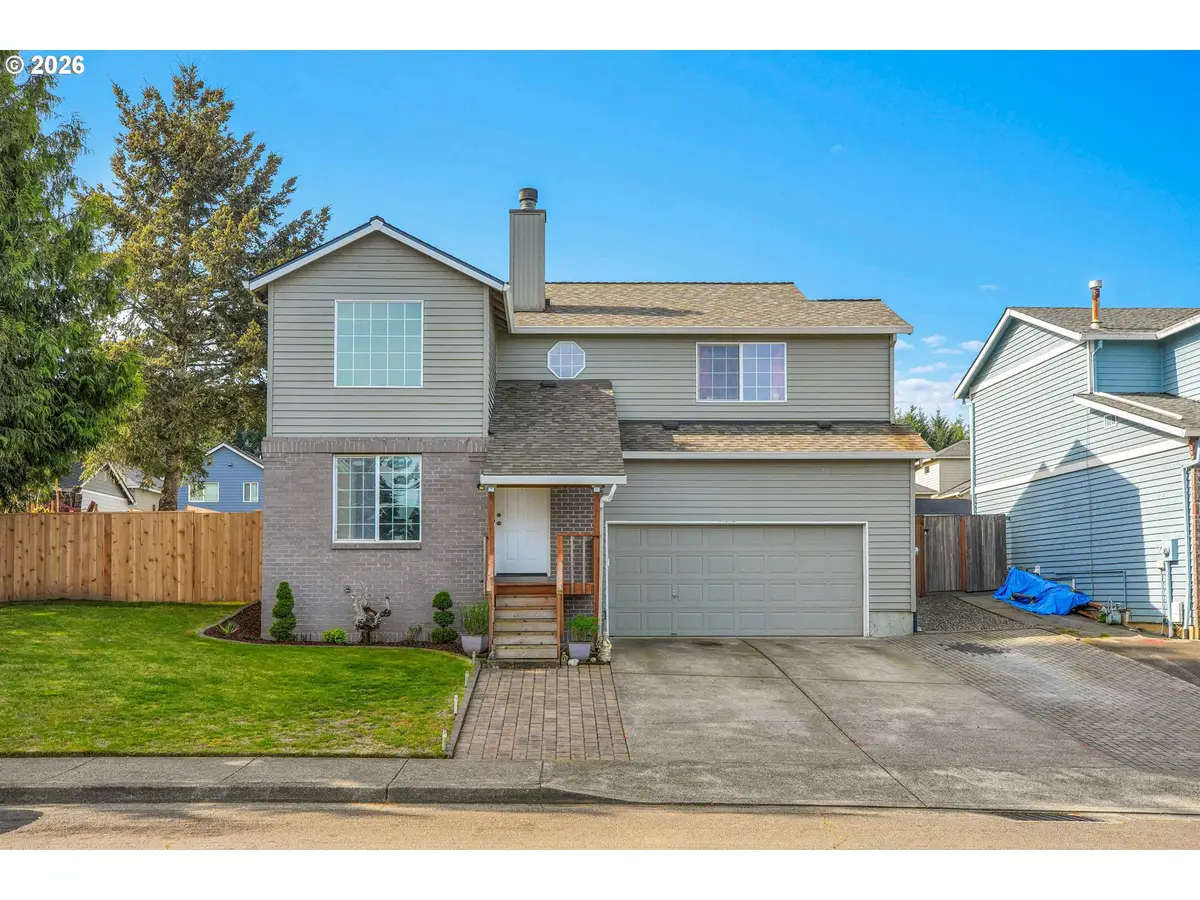 33316 SW Meadowbrook Dr, Scappoose, OR 97056 - #1
