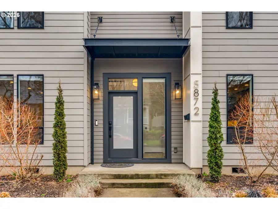 5872 SE 15th Ave, Portland, OR 97202 - #2