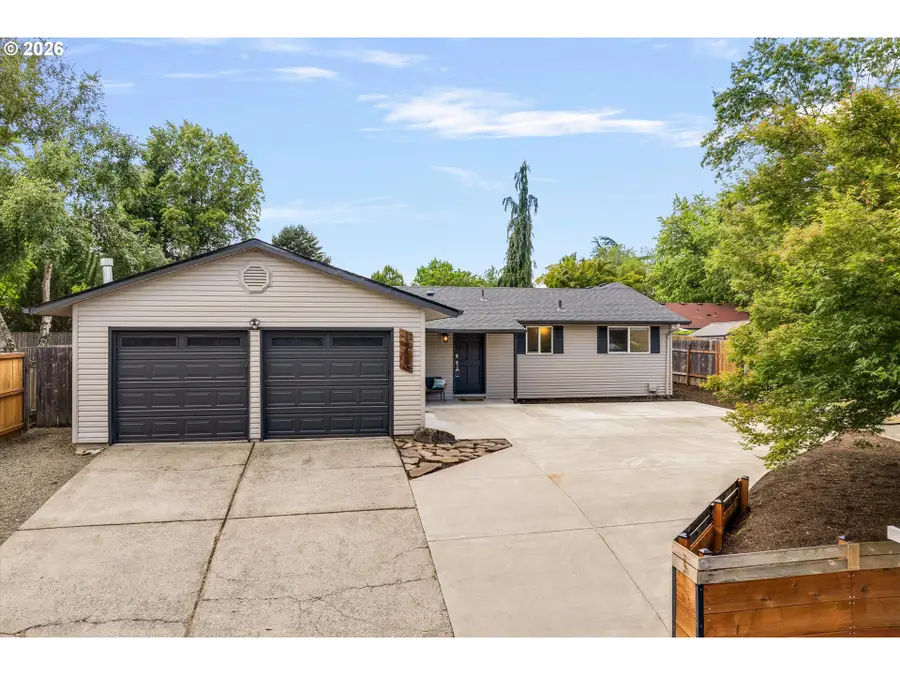 12450 SW Bell Ct, Tigard, OR 97223 - #2
