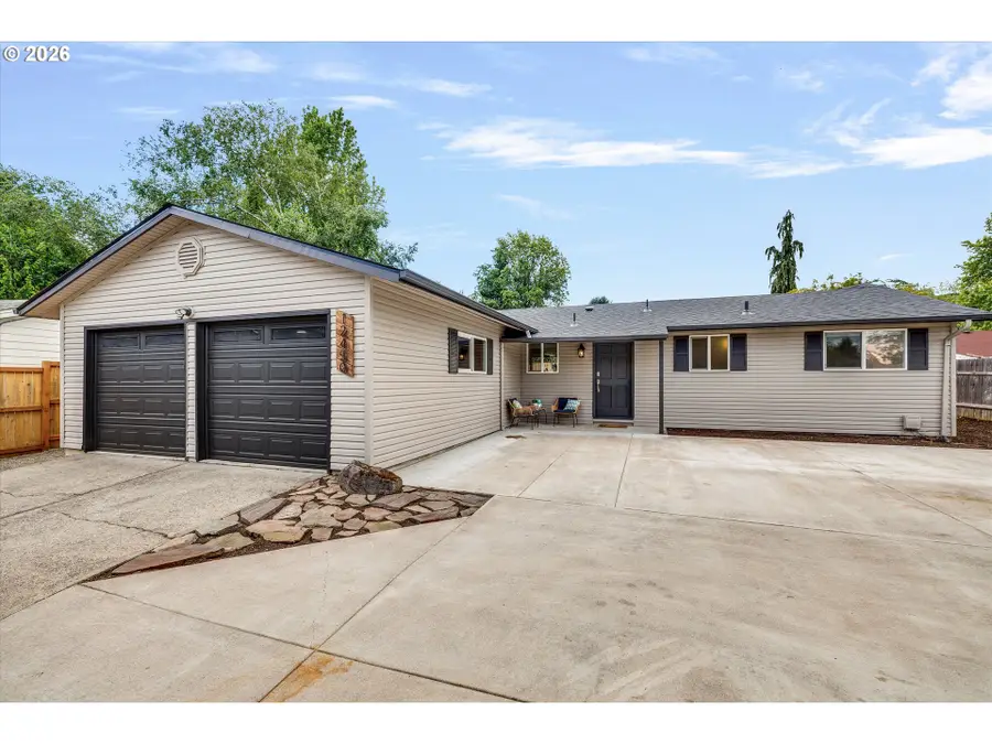 12450 SW Bell Ct, Tigard, OR 97223 - #3