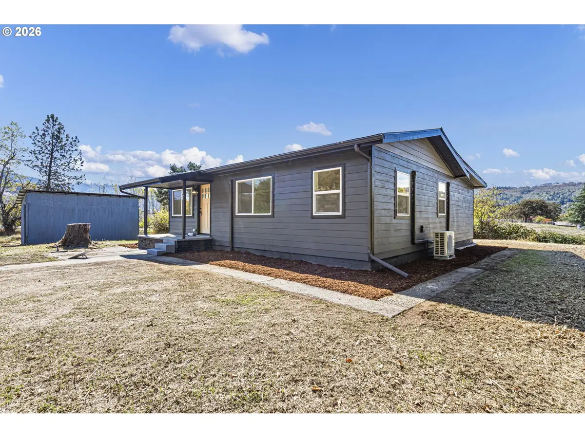 6228 Dole Rd, Myrtle Creek Riddle, OR 97457 - #1